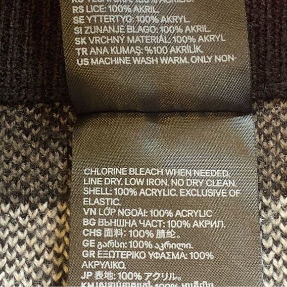 H&M Jacquard-knit Pink/ Black/ White Mini Skirt Size Medium - Picture 7 of 9